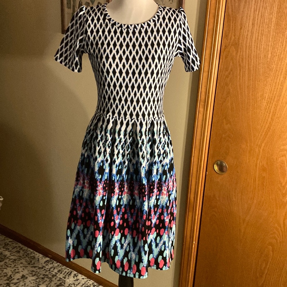 Sm Lularoe Amelia unicorn dipped dress pink, blue, white, black diamonds to dots